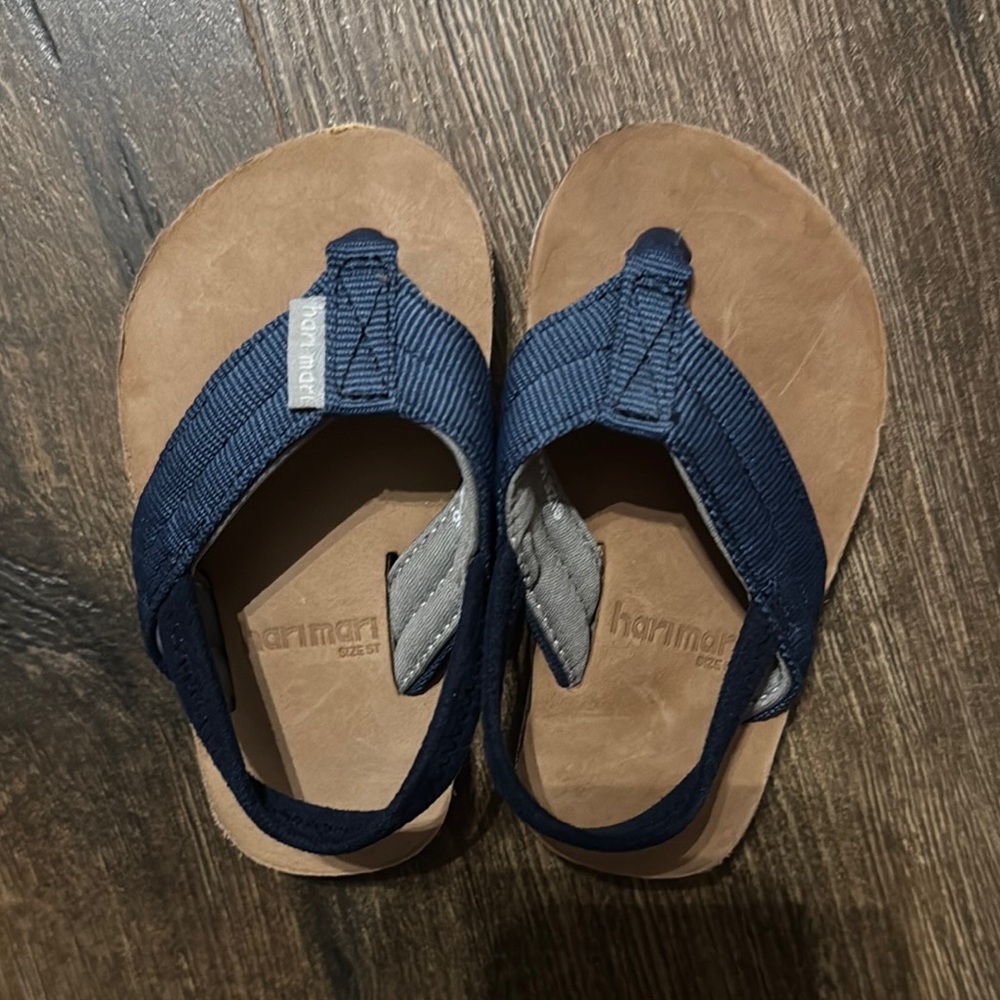 Hari mari size 5 boys